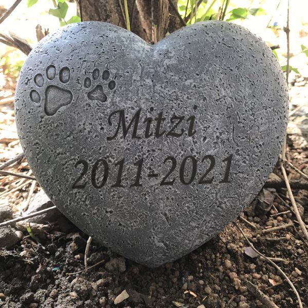 New Cat Dog Heart Shaped Paw Print Remembrance Memorial Stone Grave Marker For Outdoor Tombstone Or.jpg1 .jpeg