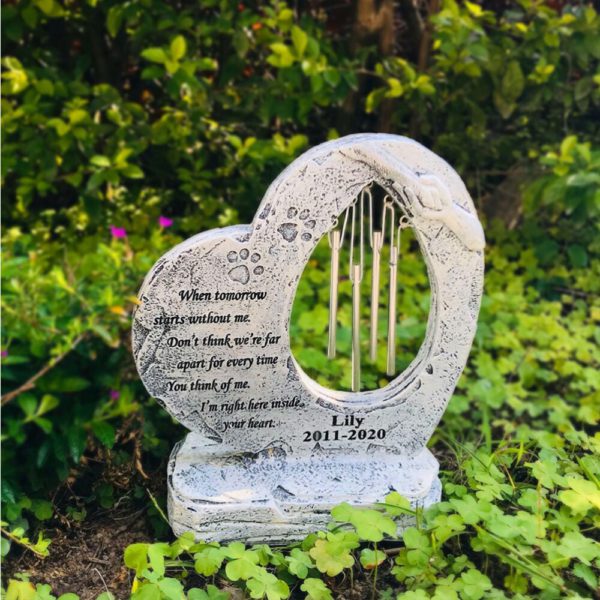 Pet Dog Cat Memorial Stone Grave Tombstone With Wind Chimes Embellishment Memorial Stone Tombstone With Wind.jpg4 .jpeg