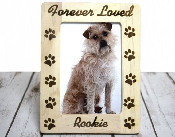 Personalised Wood Burned Cat Or Dog Pet Memorial Frames Engraved Picture Christmas Pet Dog Cat Pet.jpg1 .jpeg